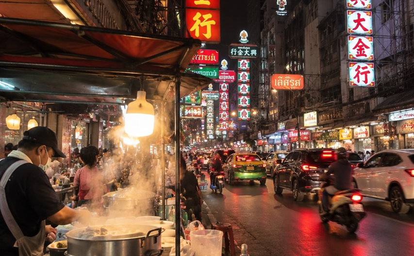 where bangkok actually eats after dark